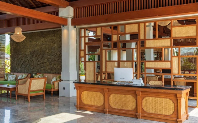 Unagi Wooden Villa by Emana