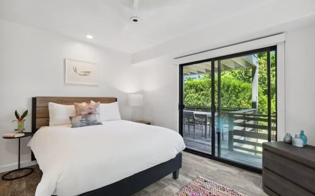 Hale Hanalei 5 Bedroom Home by RedAwning