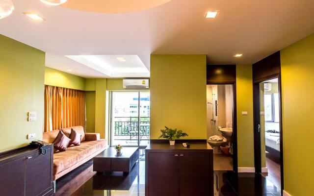 Palette Bella B All Suites Bangkok Hotel