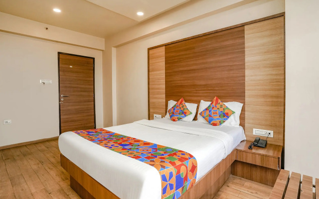 Fabhotel Mahadev Residency