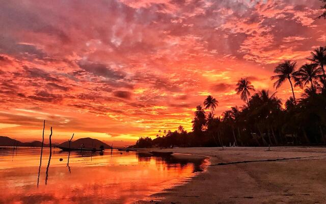 Samui Caravans Beach Camp