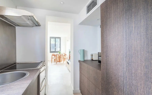 Charming Small Private House - Marseille 8th