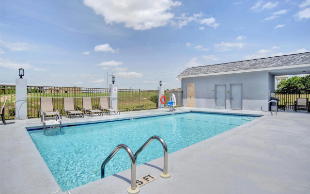 Best Western Opp Inn
