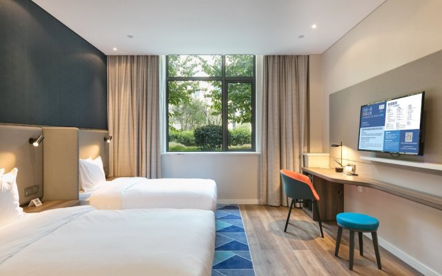 Holiday Inn Express Hangzhou Xixi Tourism Zone, an IHG Hotel