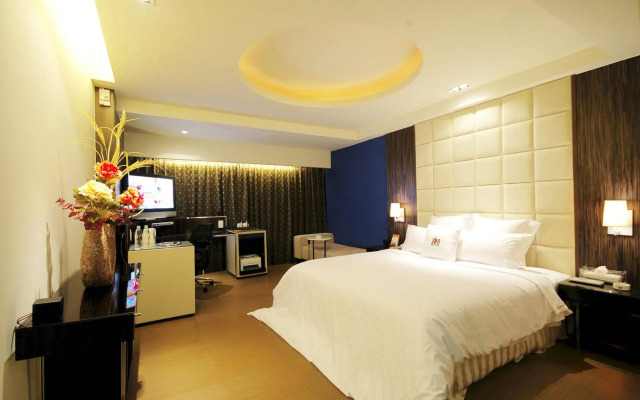 Lilai Travel - Lilia Motel