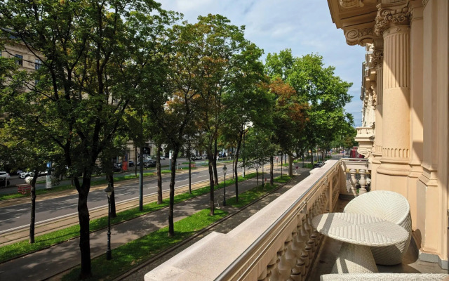 The Ritz-Carlton, Vienna
