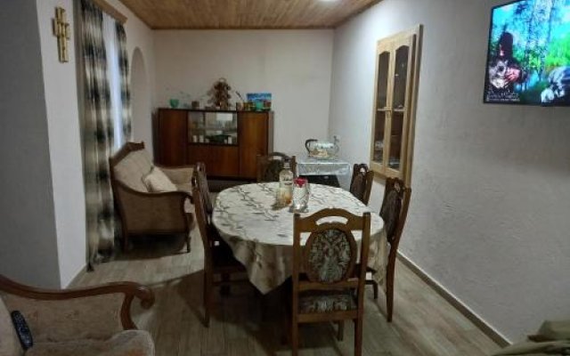 Spardishi Guesthouse