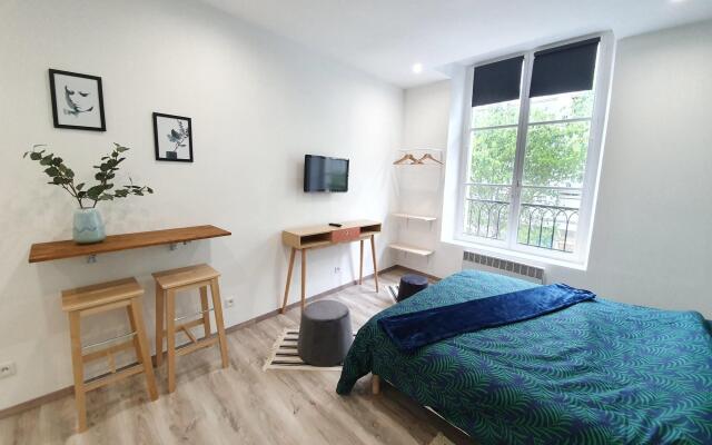 Home Sweet Home - Marais