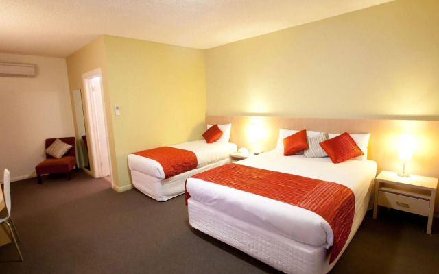 Adelaide Road Motor Lodge