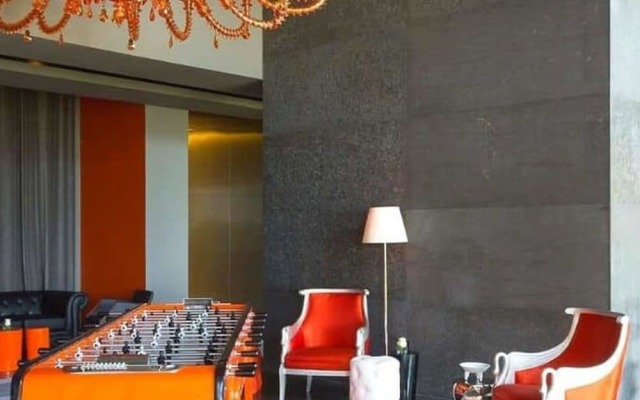 w Amazing 1BR With Balcony in YOO