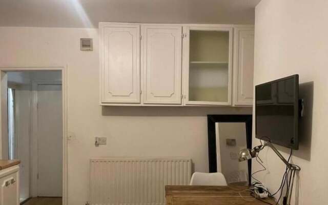 Great Value Bedroom FERN 2