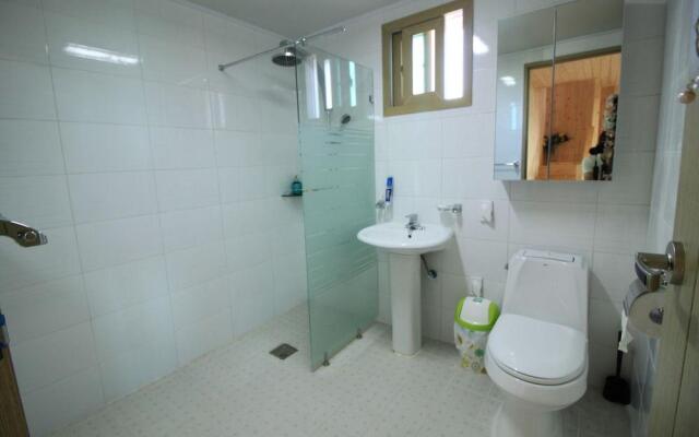 Jeju Sunflower Pension