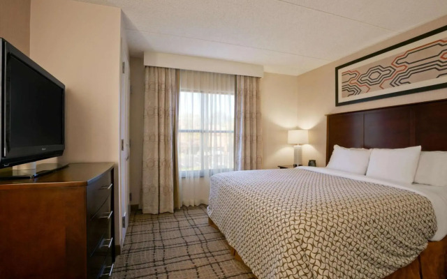 Embassy Suites by Hilton Cleveland Beachwood