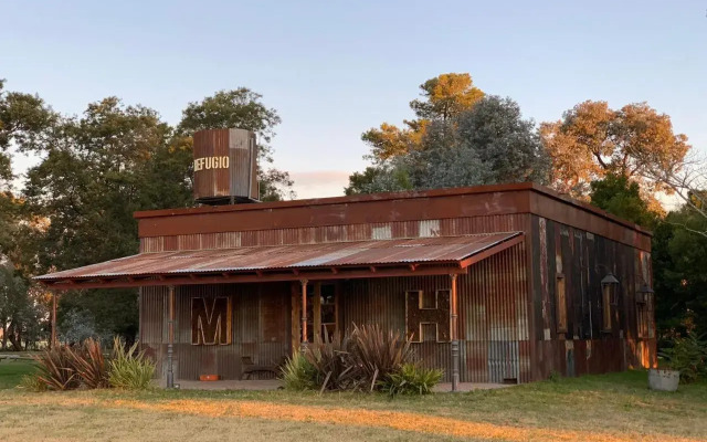 REFUGIO Natural Glamping