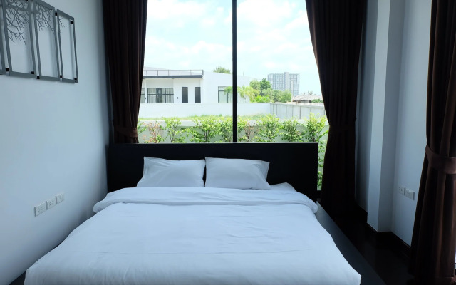 WE by Sirin Pool Villa Huahin