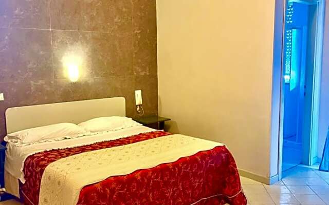 Hotel Mary