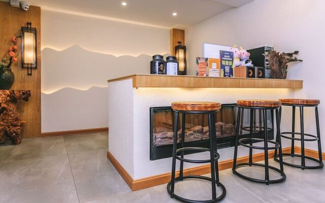 Floral Hotel Dali Fanyin Shiguang