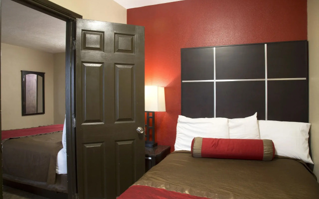 Harbor Inn and Suites Oceanside