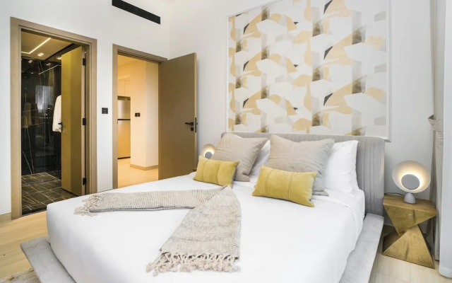 Easygo-- Amazing 1bdr Binghatti Heights