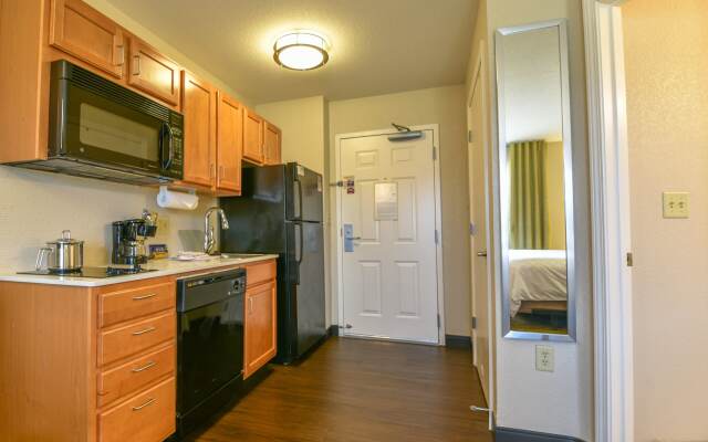 Candlewood Suites Medford by IHG