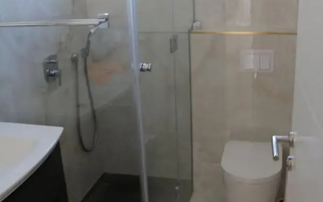 Charming One-bedroom Apartment in Ugljan