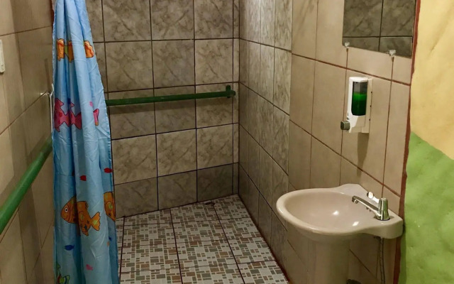 Cabinas El Pueblo - Hostel