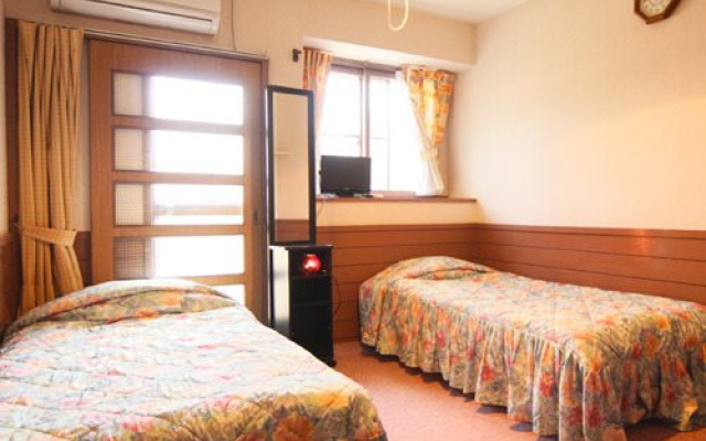 Pension Akanegumo