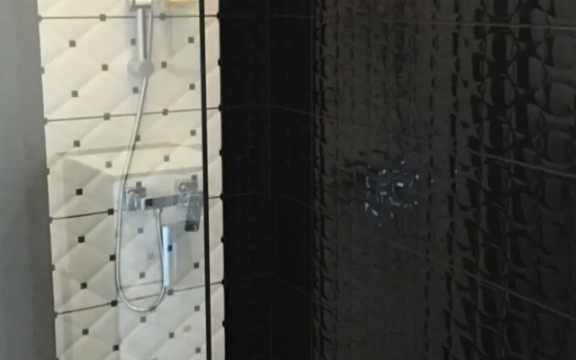 Penguin Apartments City Center