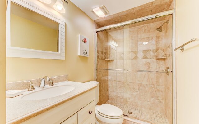 Ocean Village Club by Vtrips