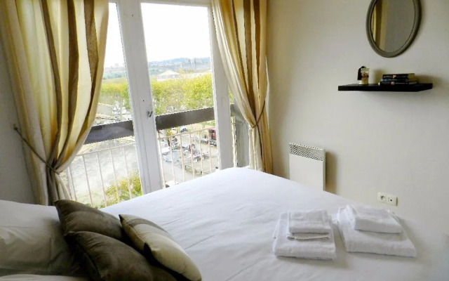 Les Balcons De La Cité - Le Saint Michel