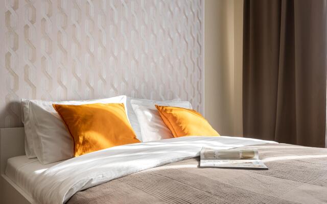 Tolstoy Apart Лейтейзена 9