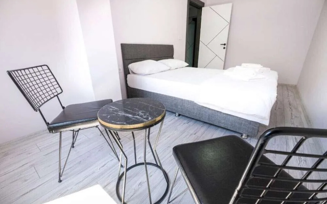 New Blue Izmir Bornova Hotel