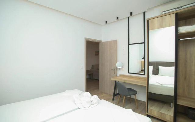 Naias Beach Hotel