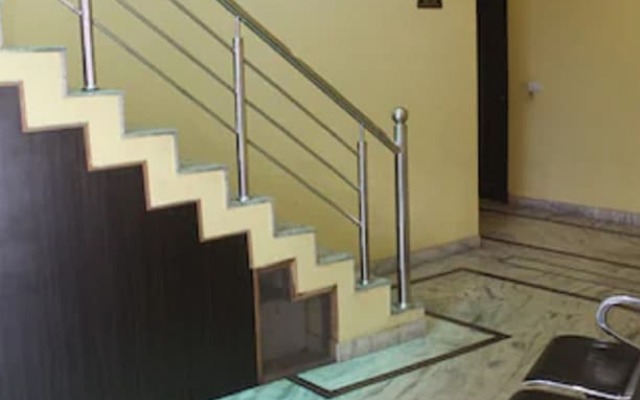 Goroomgo Sapphire Bareilly