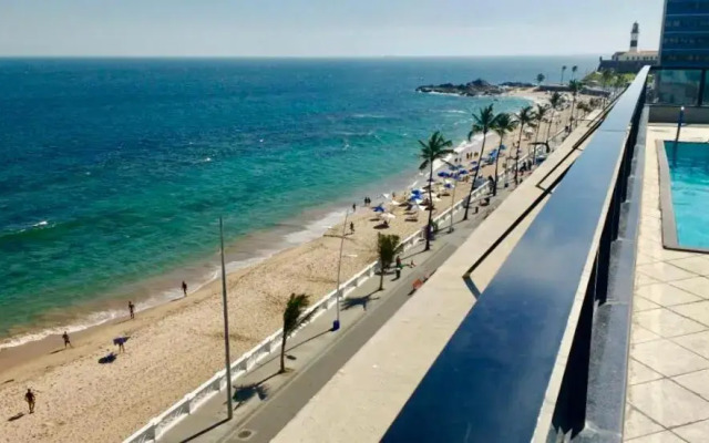 Flat na Avenida Oceanica