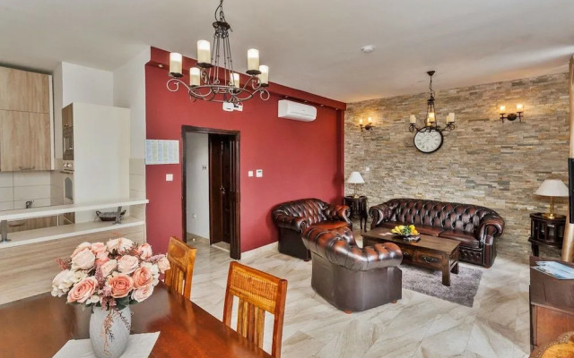 Luxury Apartment Perko