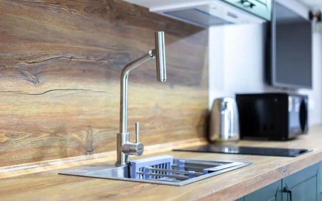 Апартаменты на улице Защитников Кавказа 114