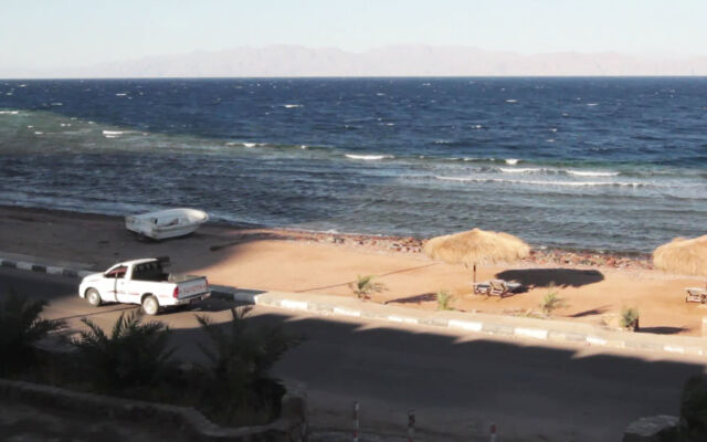 Bedouin Moon Hotel
