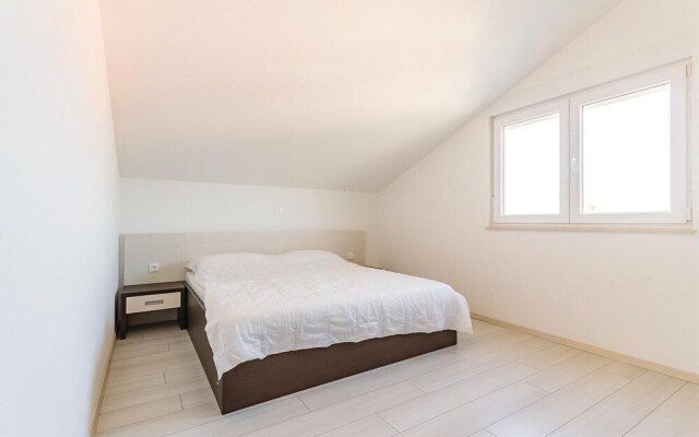 Beautiful Home in Medulin With Wifi and 3 Bedrooms
