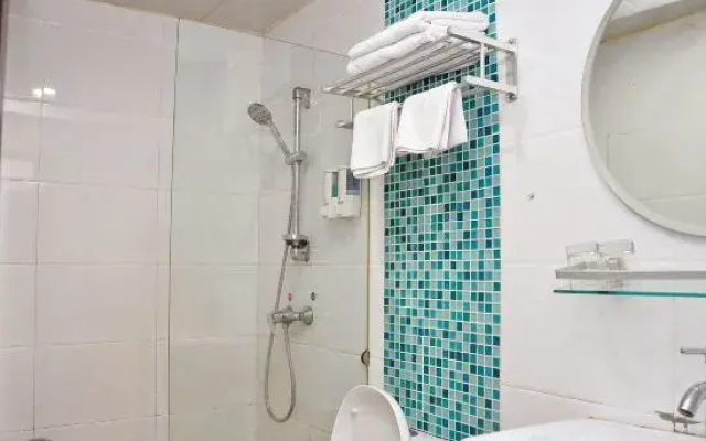 Yunji Hotel (Guangzhou Olympic Sports Center Dongpu Metro Station Branch)