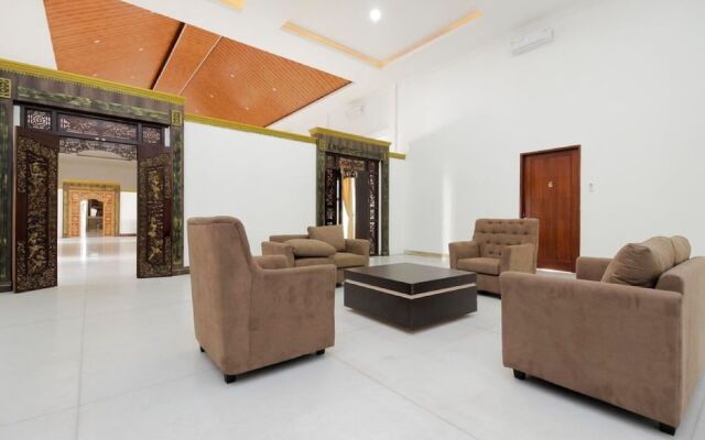 RedDoorz Plus near Ragunan Zoo