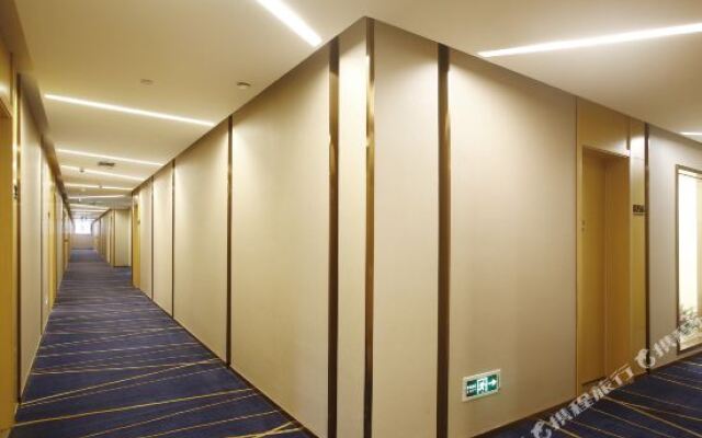 Ibis Styles Chengdu Tianfu Square Metro Station Hotel