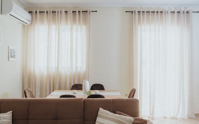Mira apartment