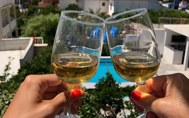 Boris - With Pool - A2