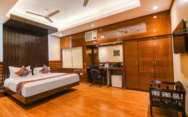 Fabhotel Shivani International