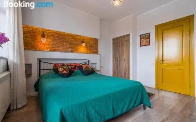 No12 Apartment