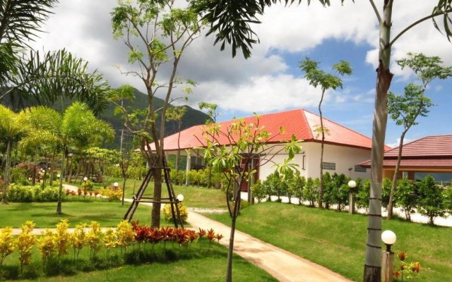 Ampai Farm Resort