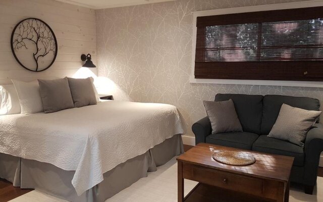 Christine's Bed and Breakfast by Elevate Rooms