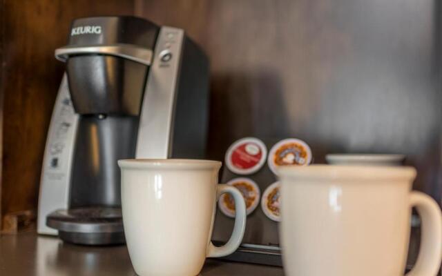 Rockport Inn And Suites