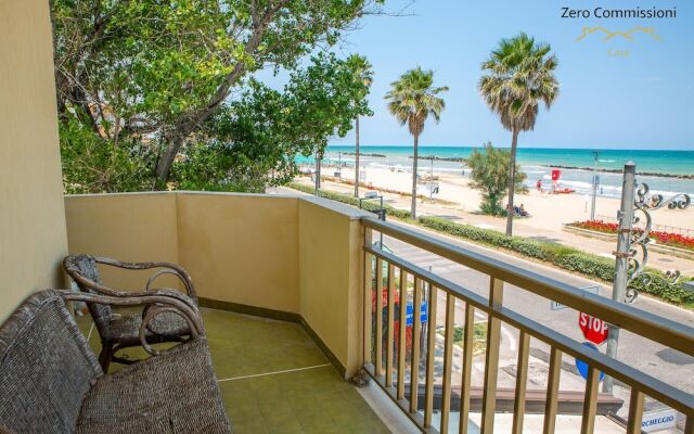 Palm Beach House - Sea and Beach View